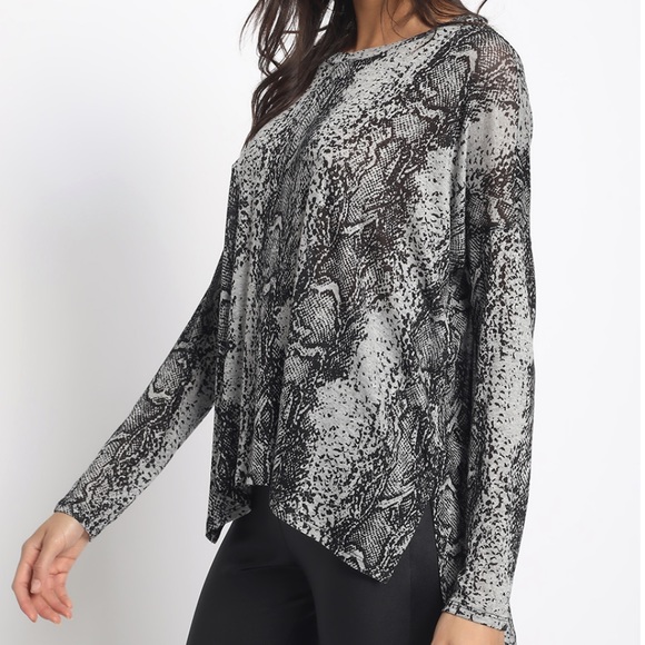 Black & Grey Snakeskin Print LongSleeve Top - Picture 5 of 6
